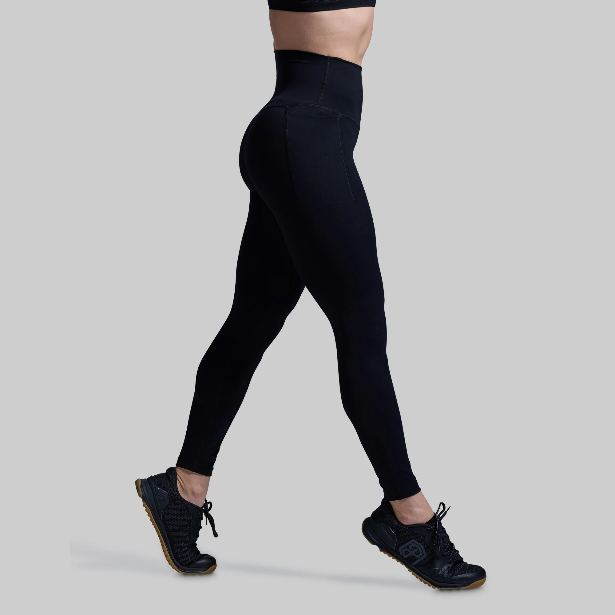 Your Go To 7/8 Legging w/ Pockets 2.0 (Black) - Image 4